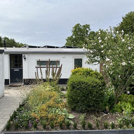 ブライニッセHouse In A Quiet Location In Zeeland 2アパートメント エクステリア 写真