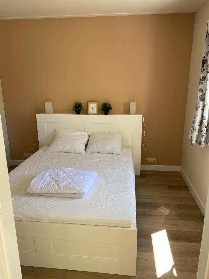 ブライニッセHouse In A Quiet Location In Zeeland 2アパートメント エクステリア 写真